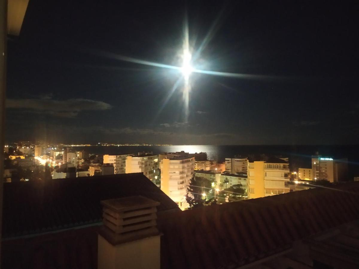 Carihuela La Luna Sun & Beach Apartment Torremolinos Exterior photo